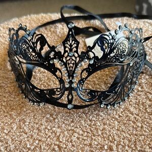 Elegant Black Lace Masquerade Mask